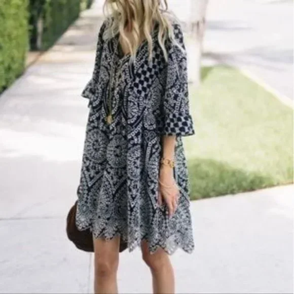 Anthro AKEMI + KIN Brooke Embroidered Eyelet Swing Dress size 4 Anthropologie - Picture 4 of 8